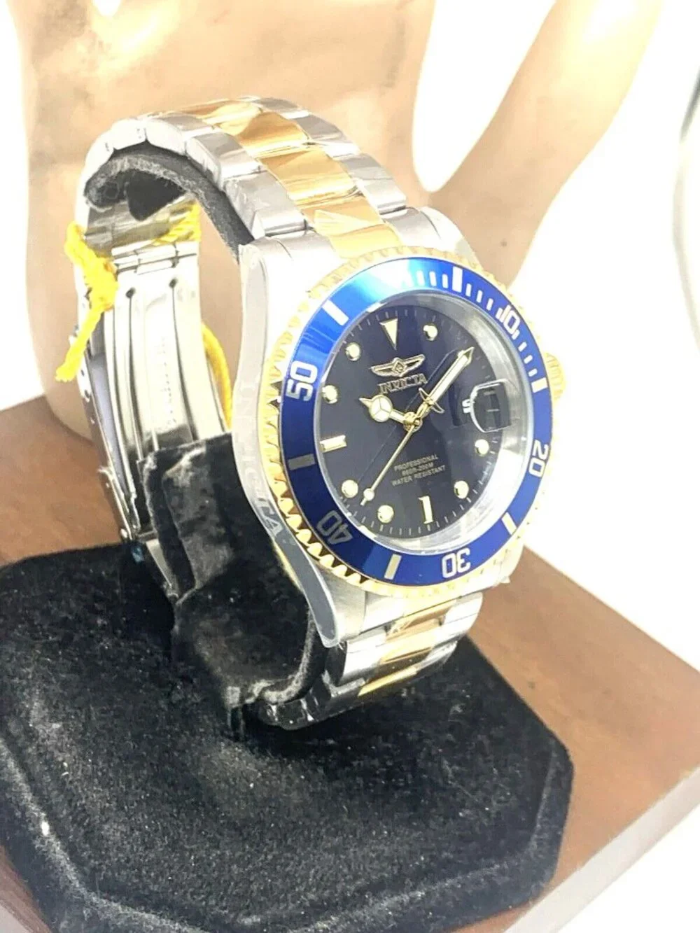 Invicta Men's Watch 26972 Pro Diver Blue Dial 2-Tone Stainless Steel Quartz 40mm